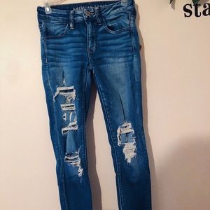 American eagle ripped jeans !